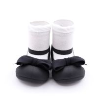 Attipas Cipelice Mary Jane Black